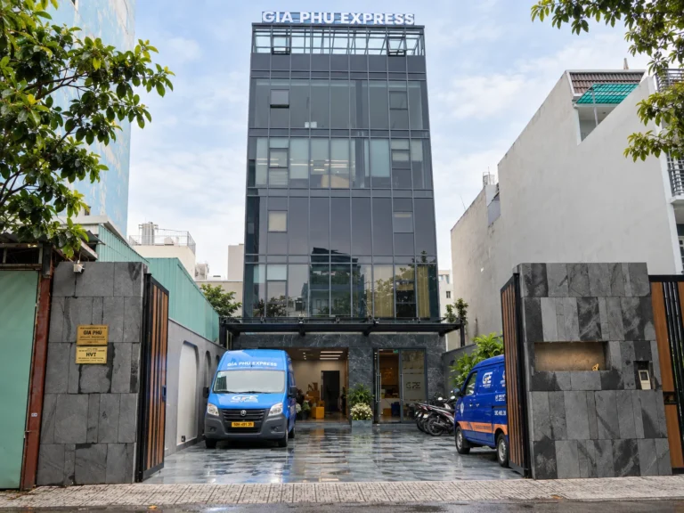 Bưu cục Gia Phú tại 192 Trần Bá Giao